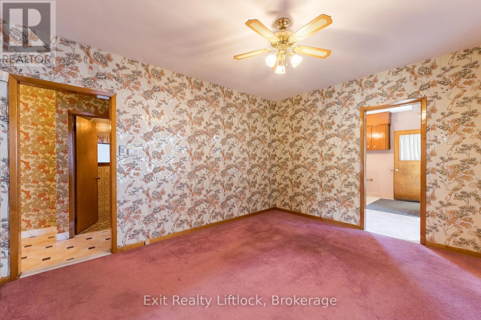 843 LOGAN AVENUE - Image 7