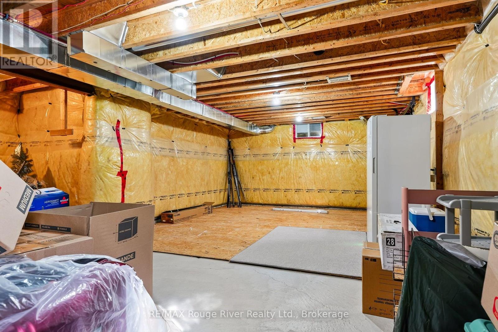 699 FISHER STREET - Image 38