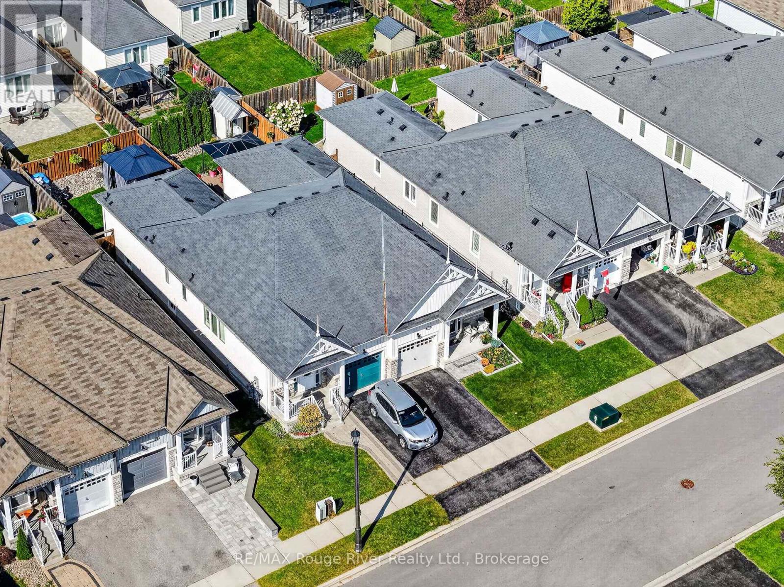 699 FISHER STREET - Image 47