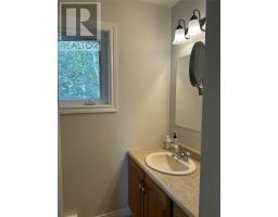 6 Marshall Crescent thumbnail 15