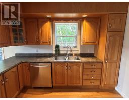 6 Marshall Crescent thumbnail 5