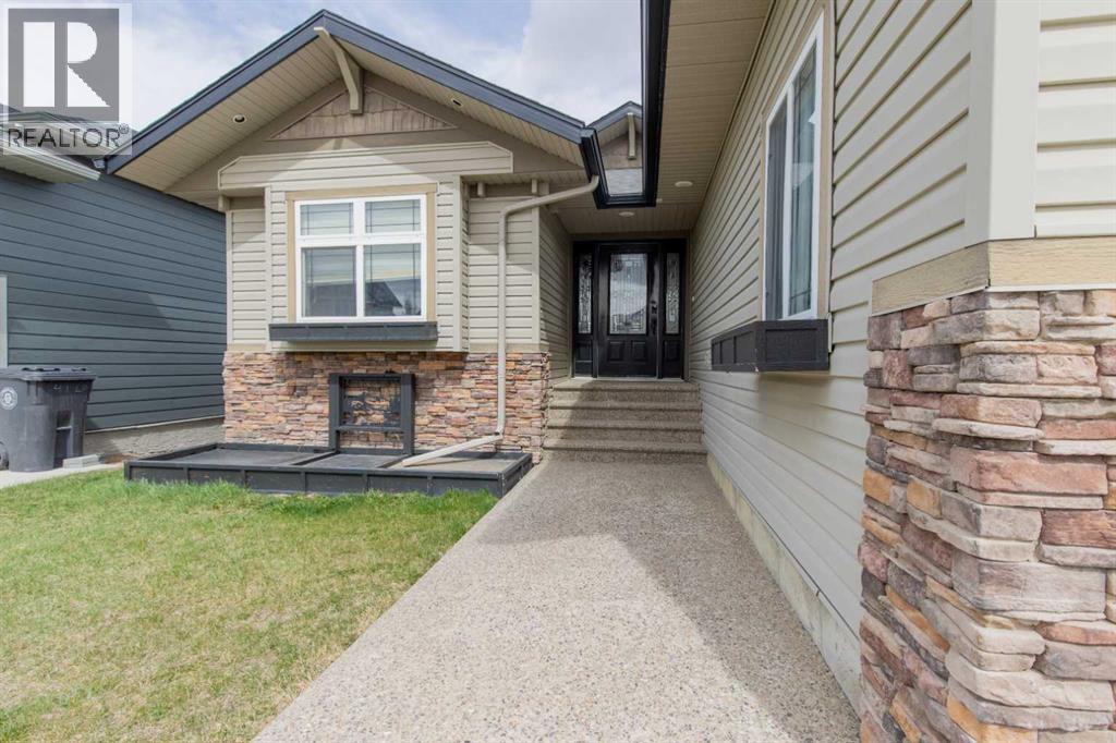 37 Laurel Place - 2