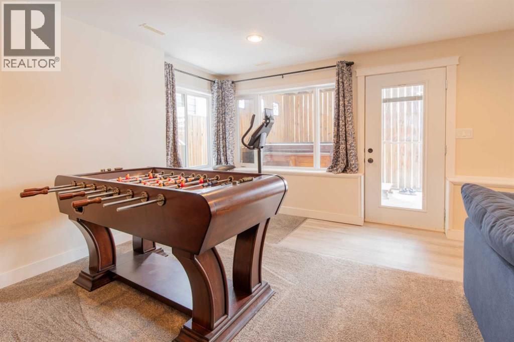 37 Laurel Place - 35