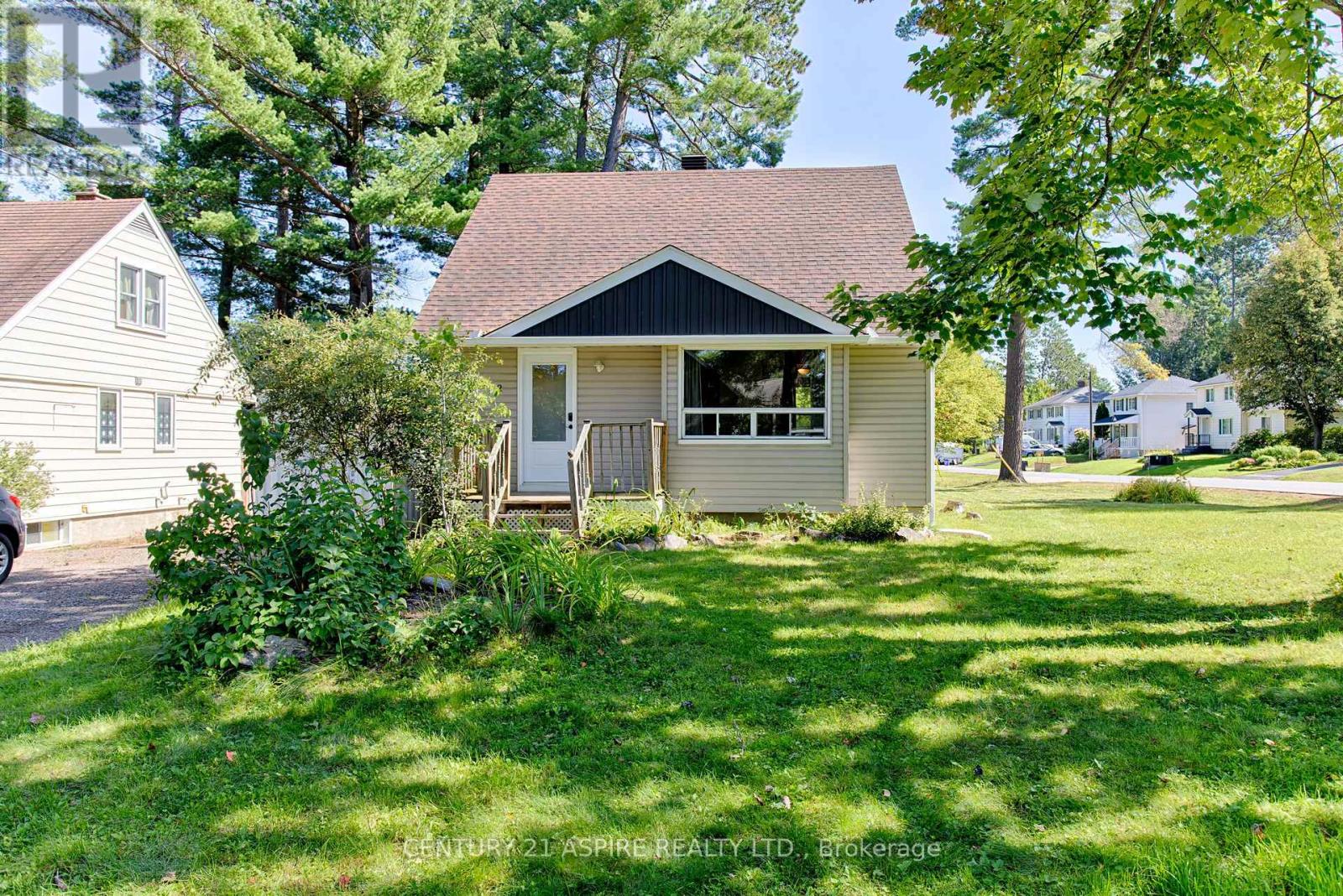 2 THOMSON CRESCENT, Deep River — photo 3