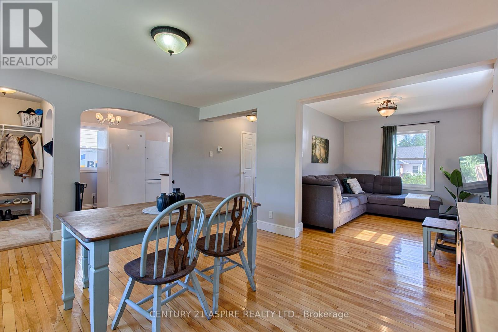 2 THOMSON CRESCENT, Deep River — photo 9