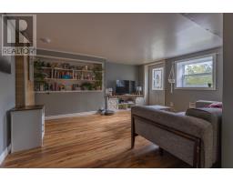 9 Farmdale Road thumbnail 12