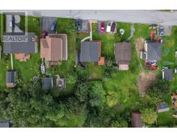 9 Farmdale Road thumbnail 15