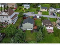 9 Farmdale Road thumbnail 2