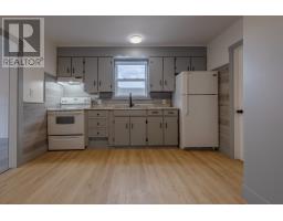 9 Farmdale Road thumbnail 3