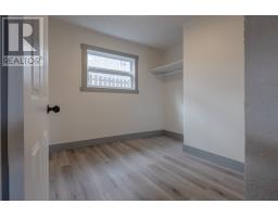 9 Farmdale Road thumbnail 9