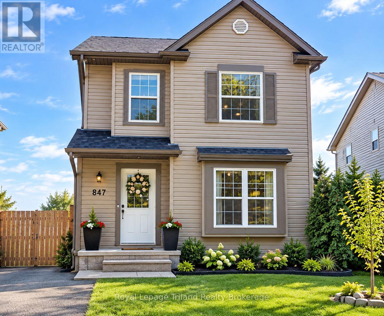 847 HUNTERS GATE CRESCENT, Woodstock (Woodstock - South) — photo 2