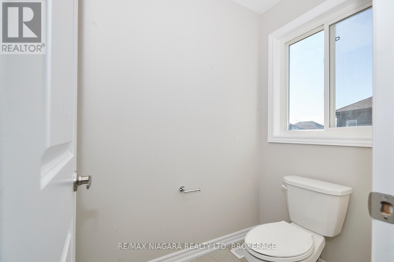 226 Bethune Avenue — photo 26
