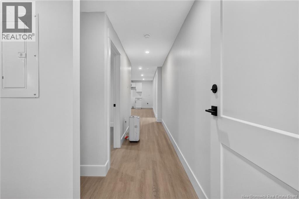 4 Stewareton Crescent - 44