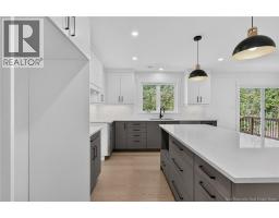 4 Stewareton Crescent, photo 18
