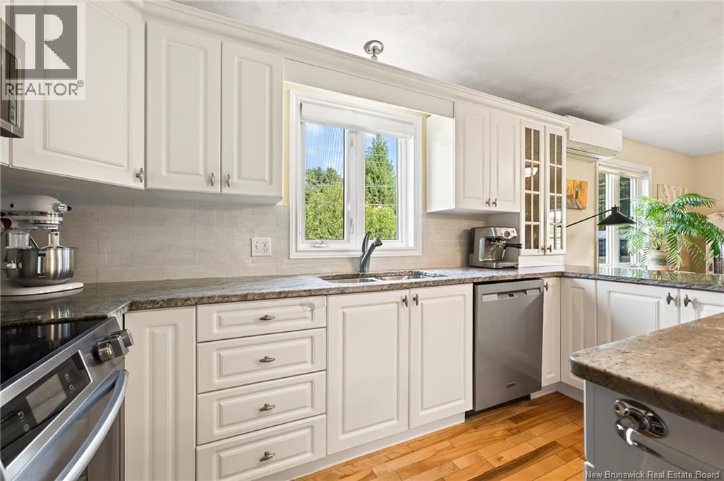 310 Vanier Street - 10