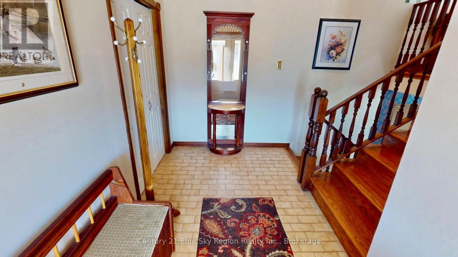 98 LABRECHE DRIVE, North Bay (Ferris) — photo 2