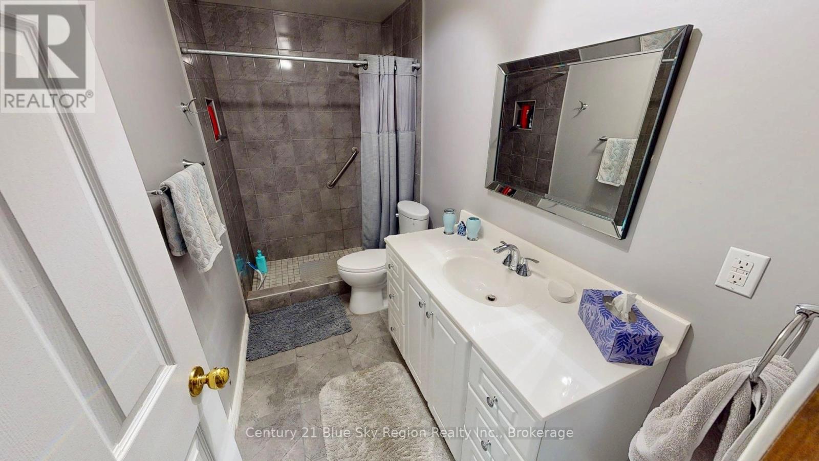 98 LABRECHE DRIVE - Image 36
