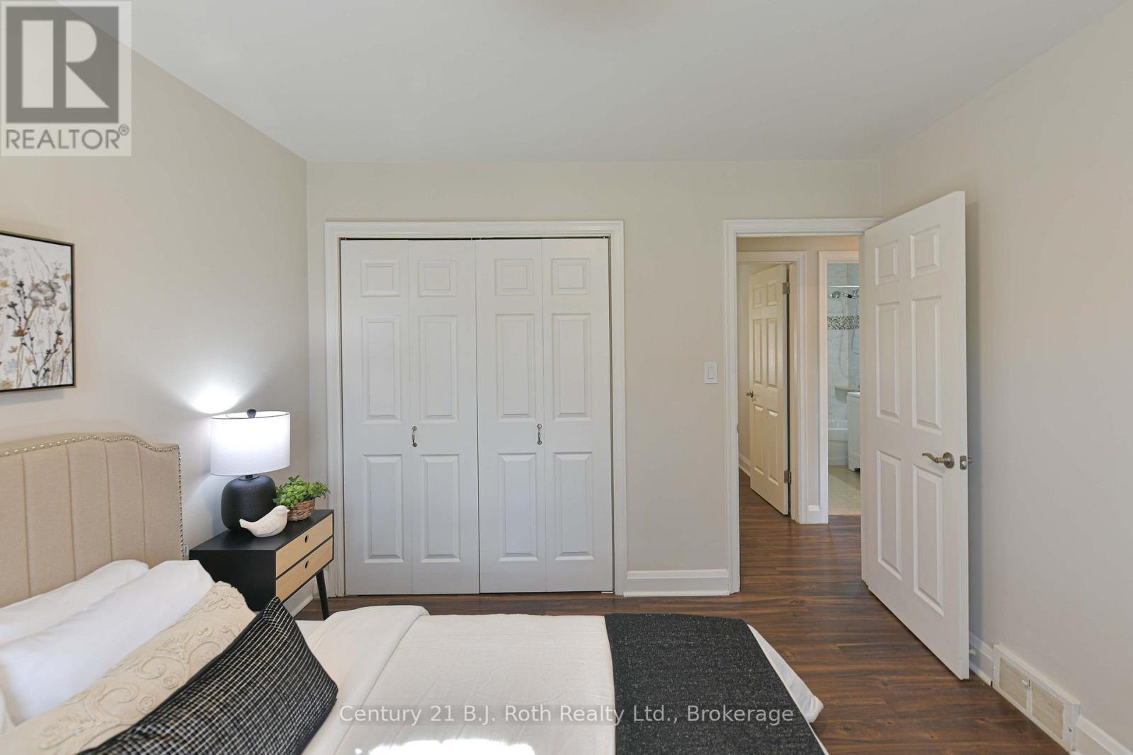 28 BORLAND STREET W - 20
