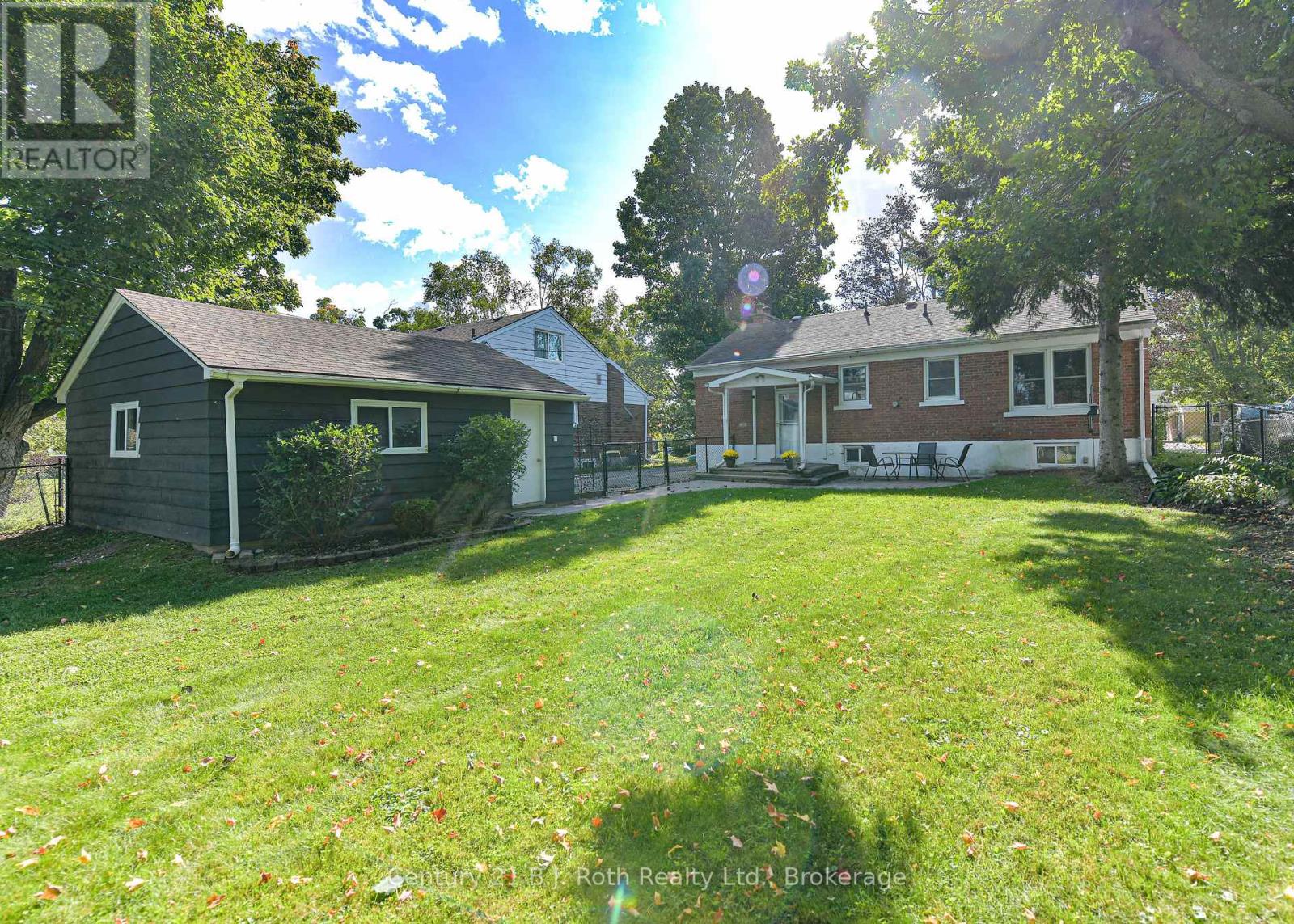 28 BORLAND STREET W - Image 45