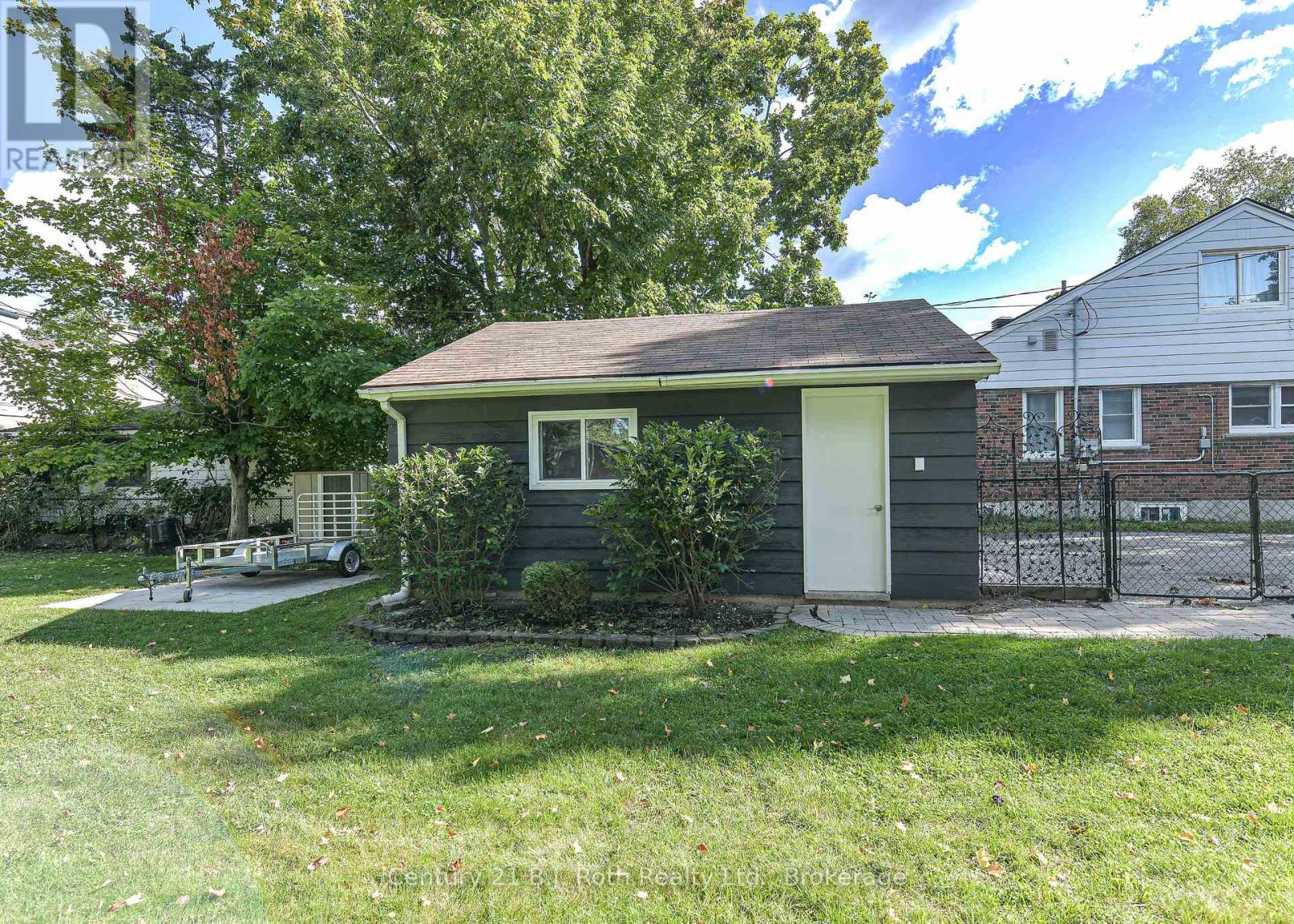 28 BORLAND STREET W - 46