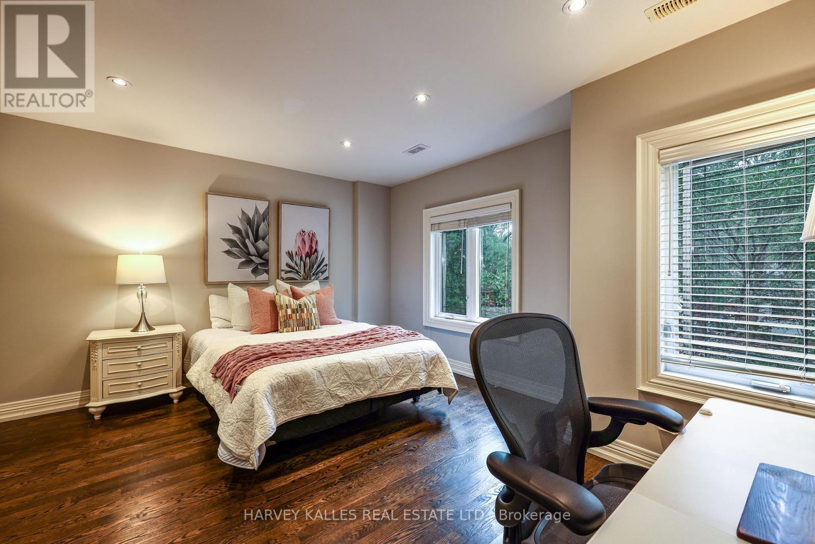 599 WOBURN AVENUE - Image 24