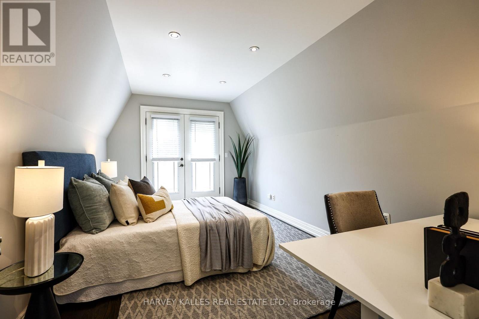 599 WOBURN AVENUE - Image 28