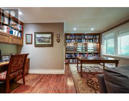 176 Old Yonge Street, Toronto, ON M2P1P9 Photo 25
