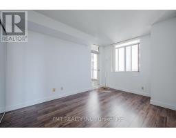 1612 - 736 Bay Street, Toronto, ON M5G2M4 Photo 16