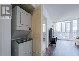 1612 - 736 Bay Street, Toronto, ON M5G2M4 Photo 22