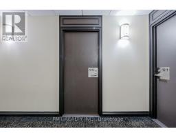1612 - 736 Bay Street, Toronto, ON M5G2M4 Photo 25
