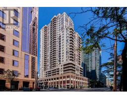 1612 - 736 Bay Street, Toronto, ON M5G2M4 Photo 32