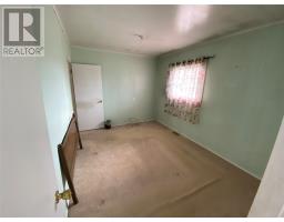 5 Hancocks Road thumbnail 24