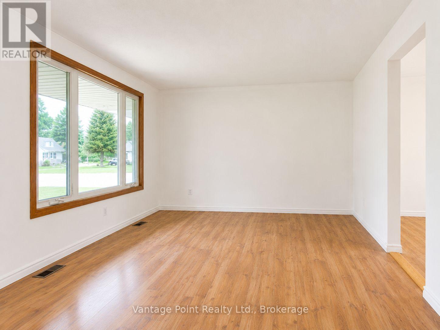 316041 6 HIGHWAY - 15