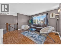 Living room - 103 Thomas, Dieppe, NB E1A5W2 Photo 6