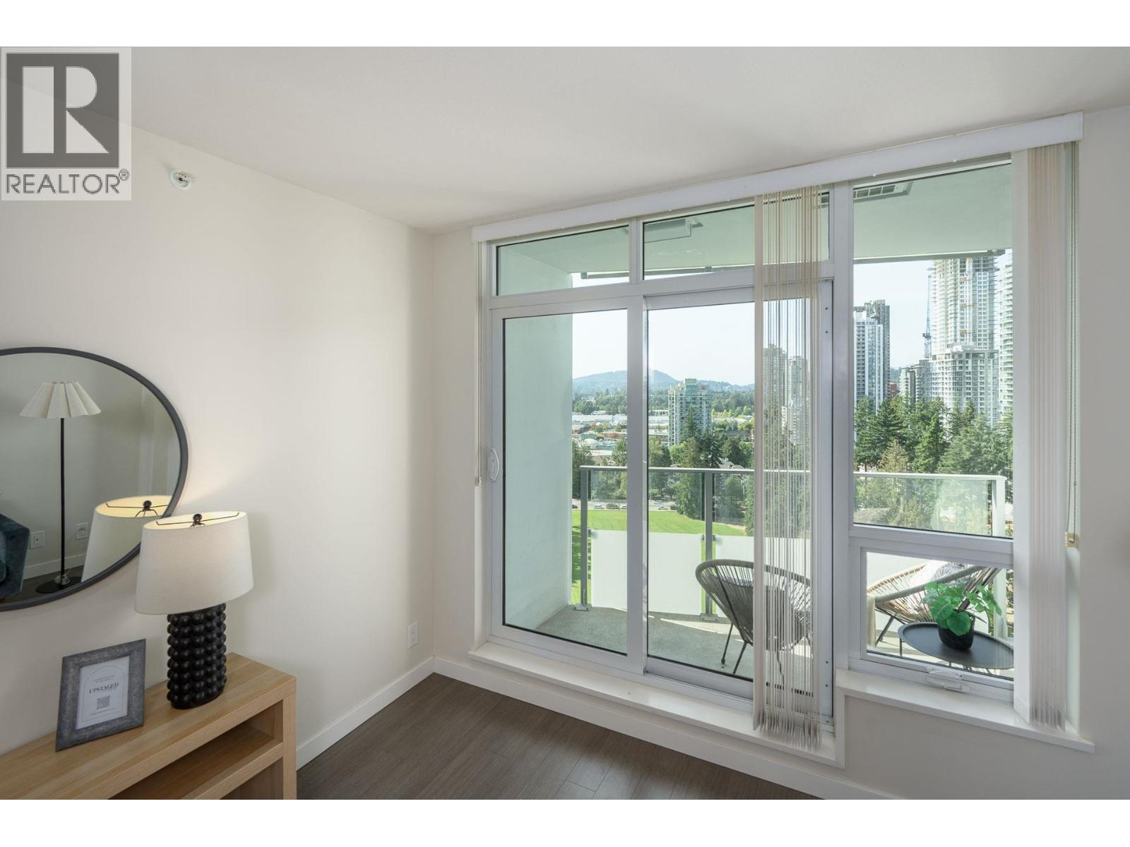 2207 3093 WINDSOR GATE, Coquitlam — photo 7