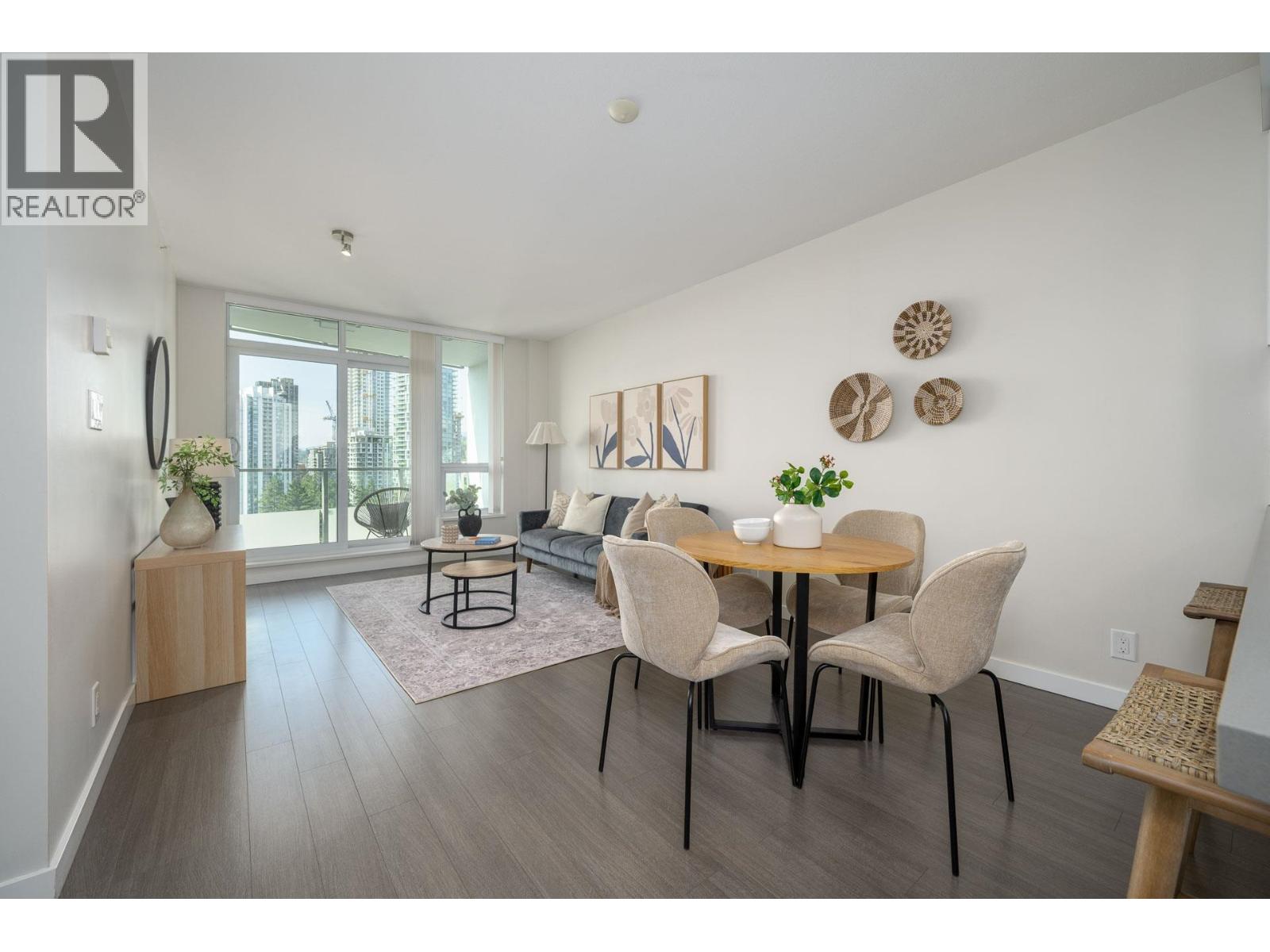 2207 3093 WINDSOR GATE, Coquitlam — photo 4
