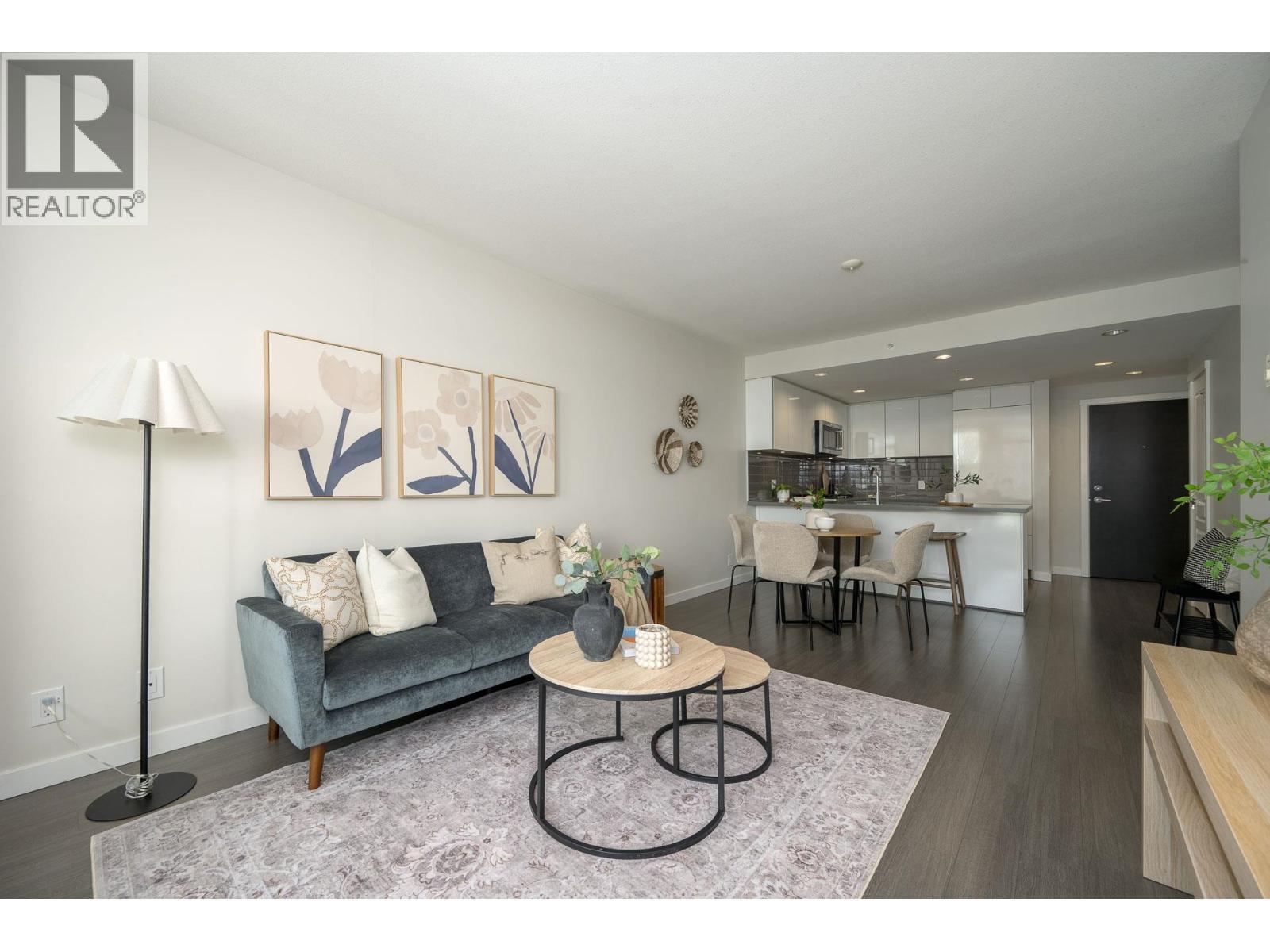2207 3093 WINDSOR GATE, Coquitlam — photo 8