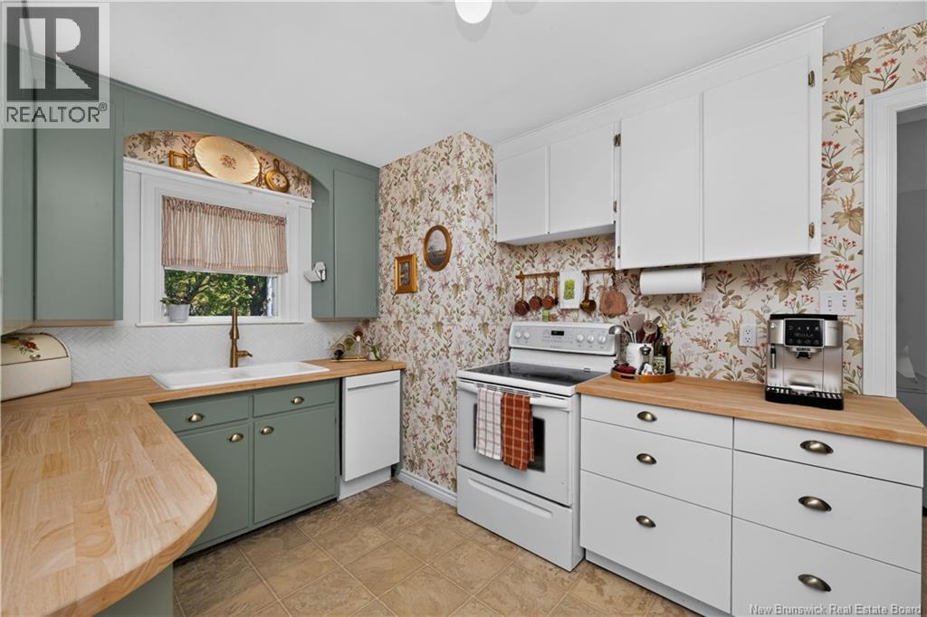 6 Spring Street - Image 13