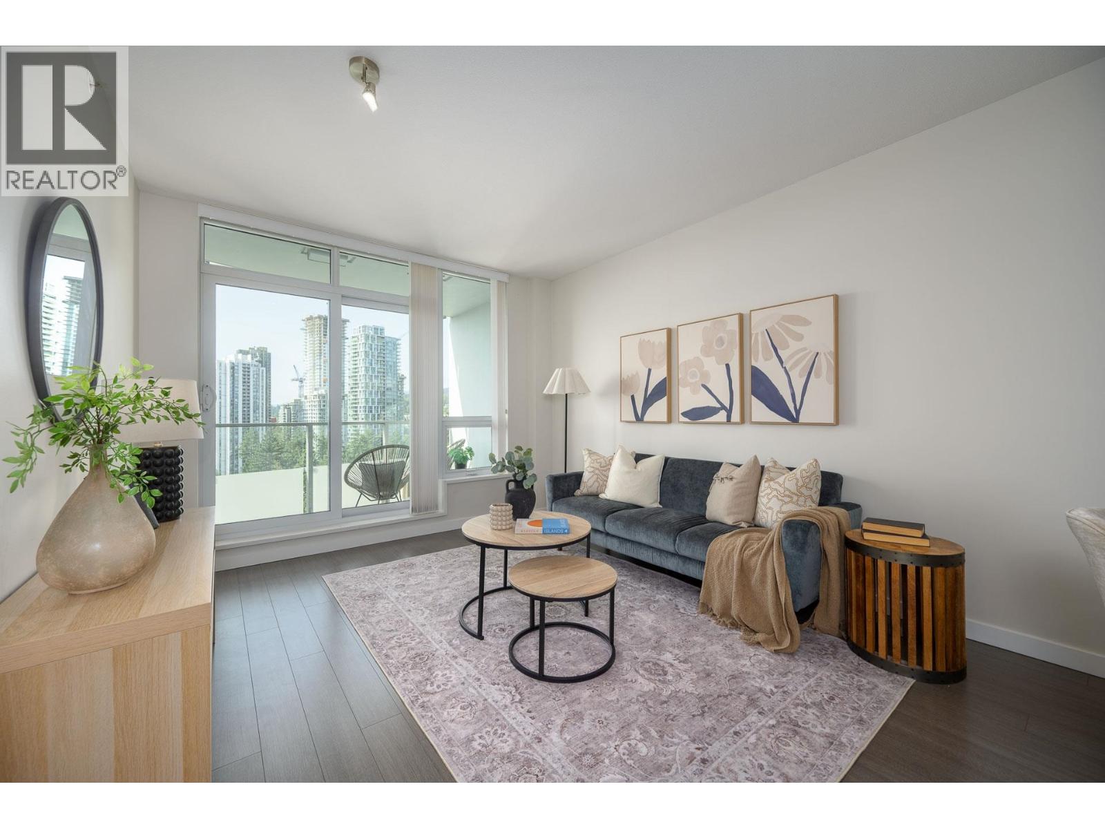 2207 3093 WINDSOR GATE, Coquitlam — photo 5