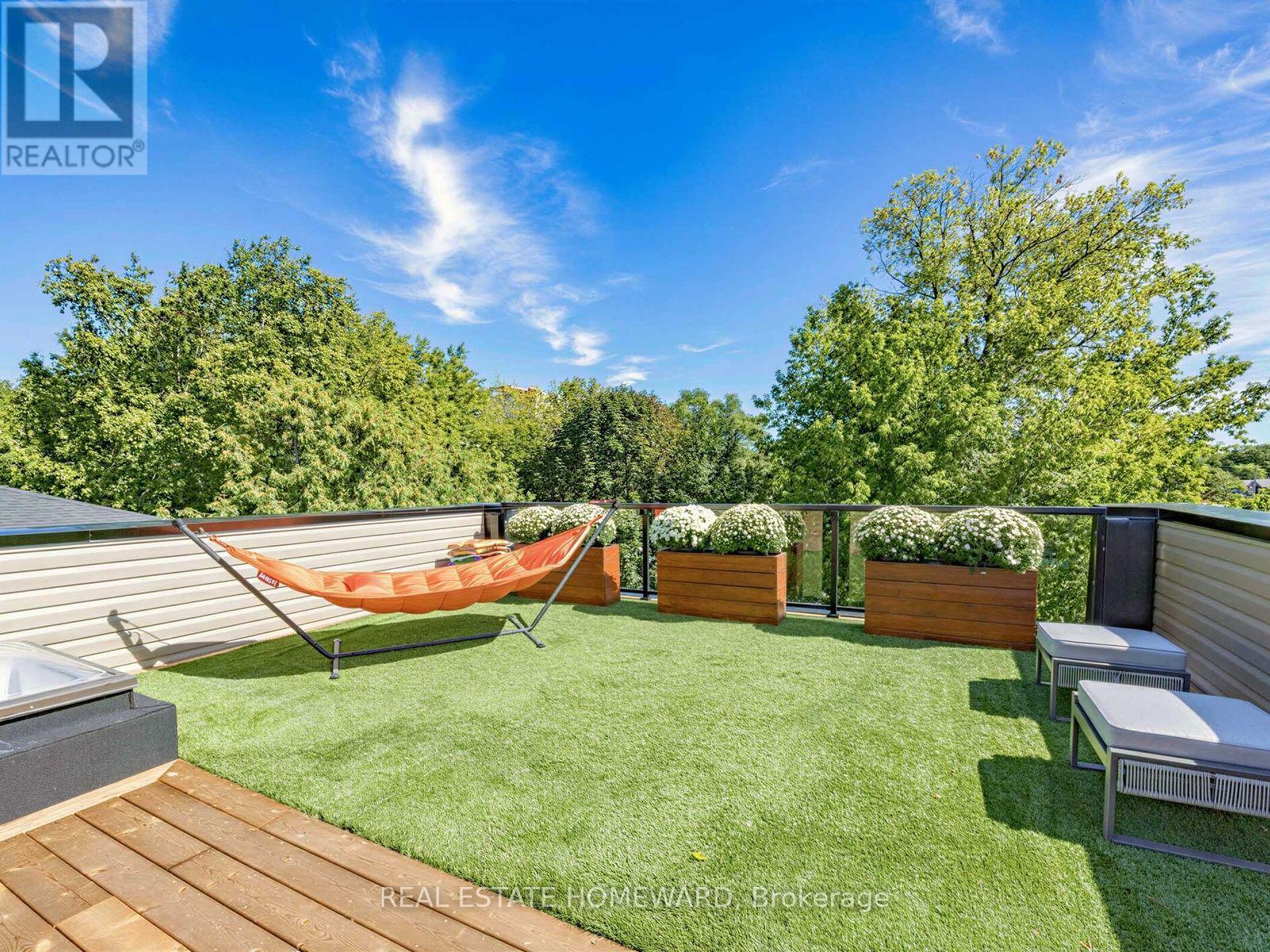 293 RHODES AVENUE - Image 44