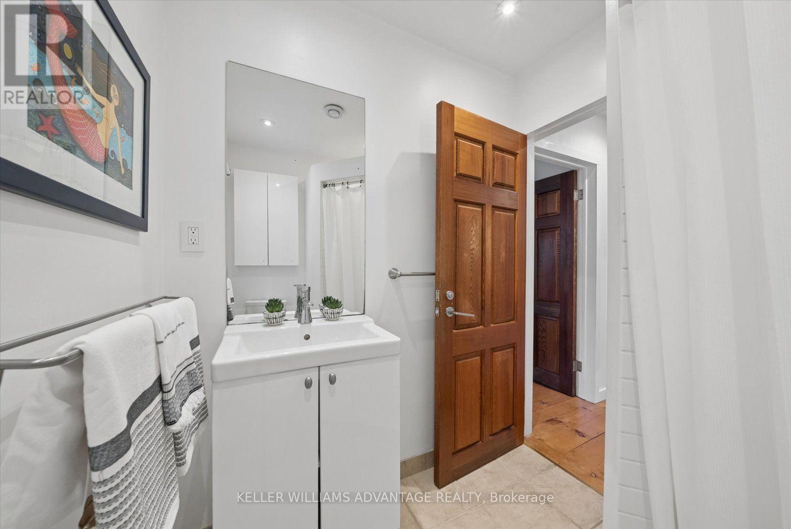 124 GLENWOOD CRESCENT - Image 17
