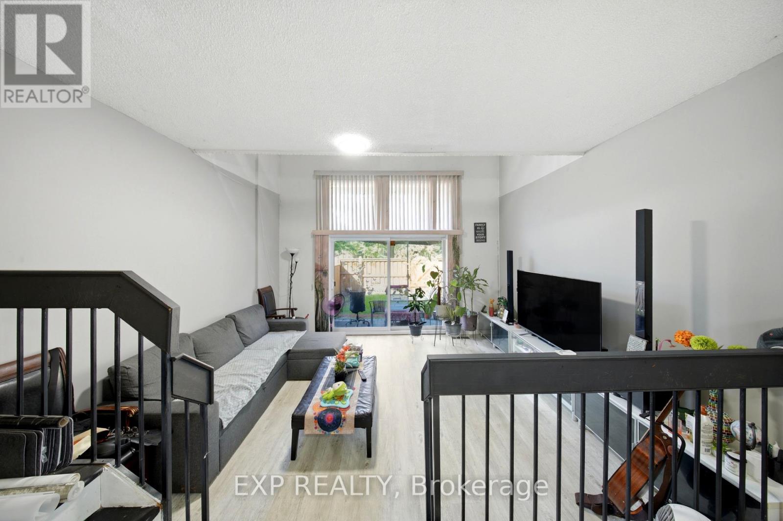 #8 275 MANSE ROAD - Image 10