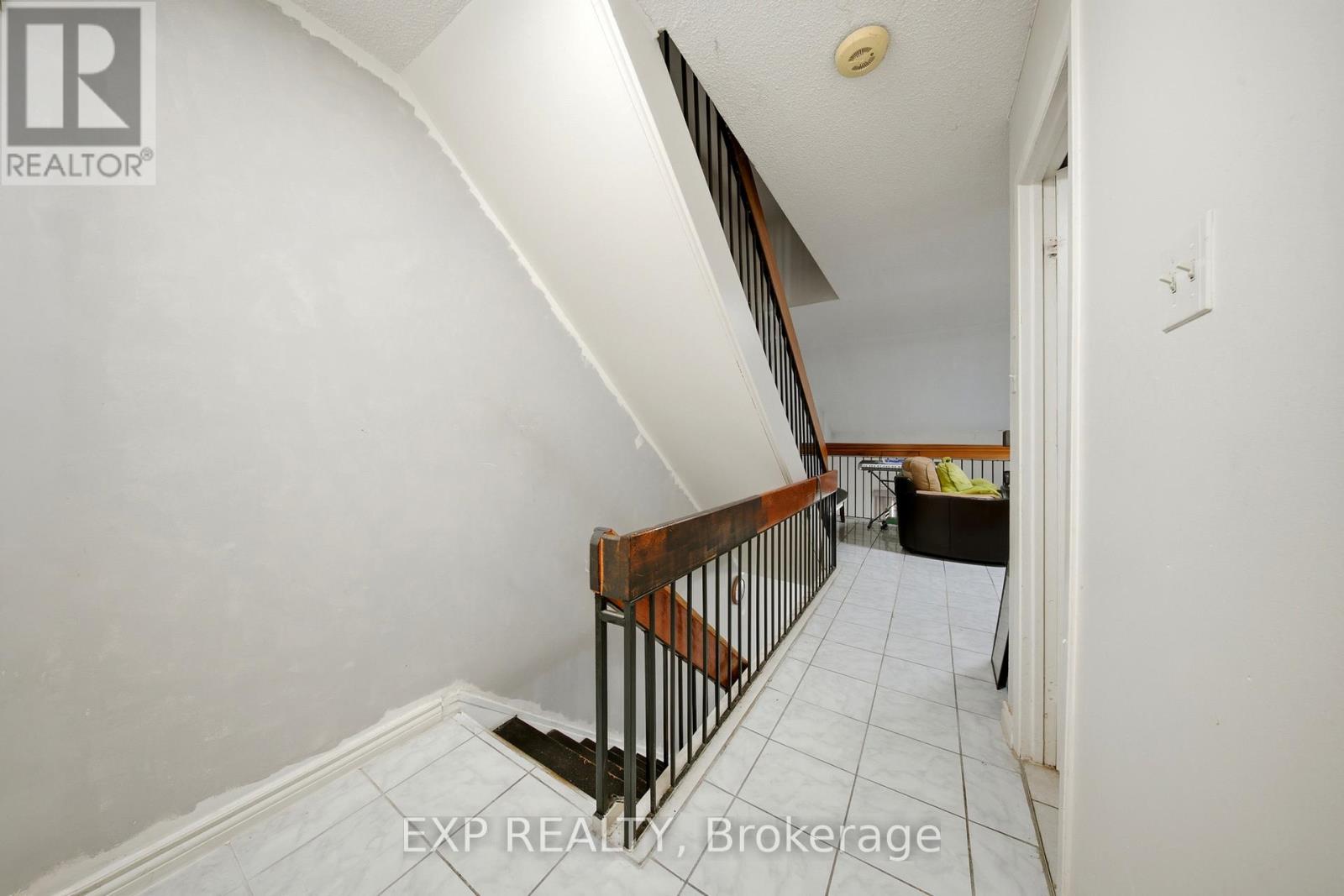#8 275 MANSE ROAD - Image 14