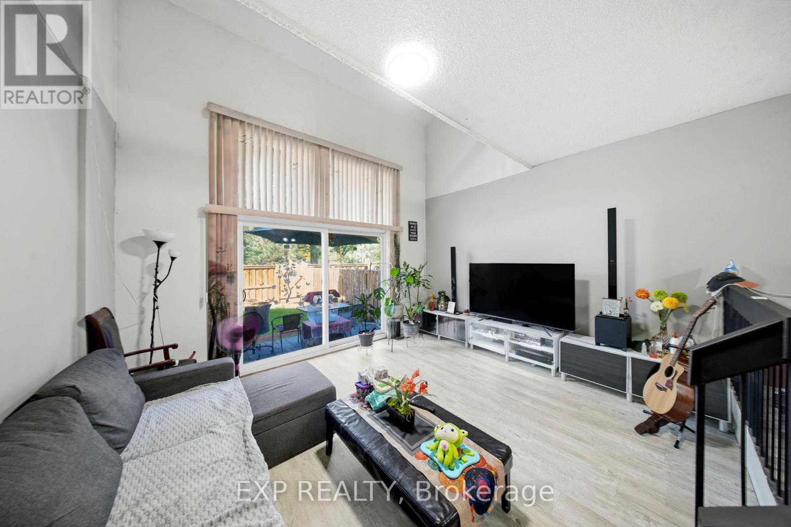 #8 275 MANSE ROAD - Image 8