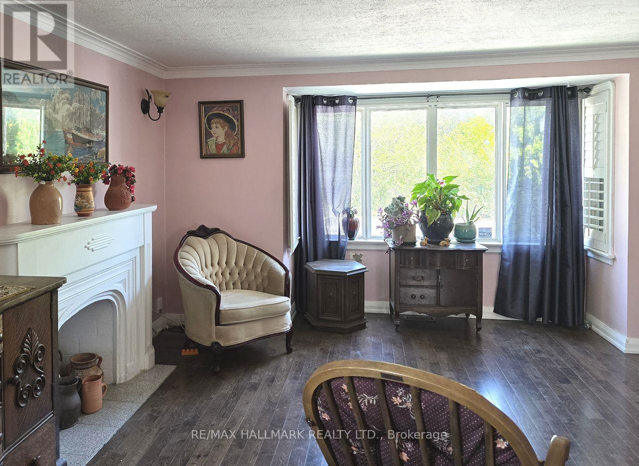 115 LANKIN BOULEVARD - Image 5