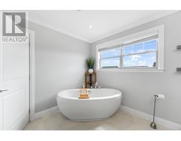 64 Galway Boulevard thumbnail 16