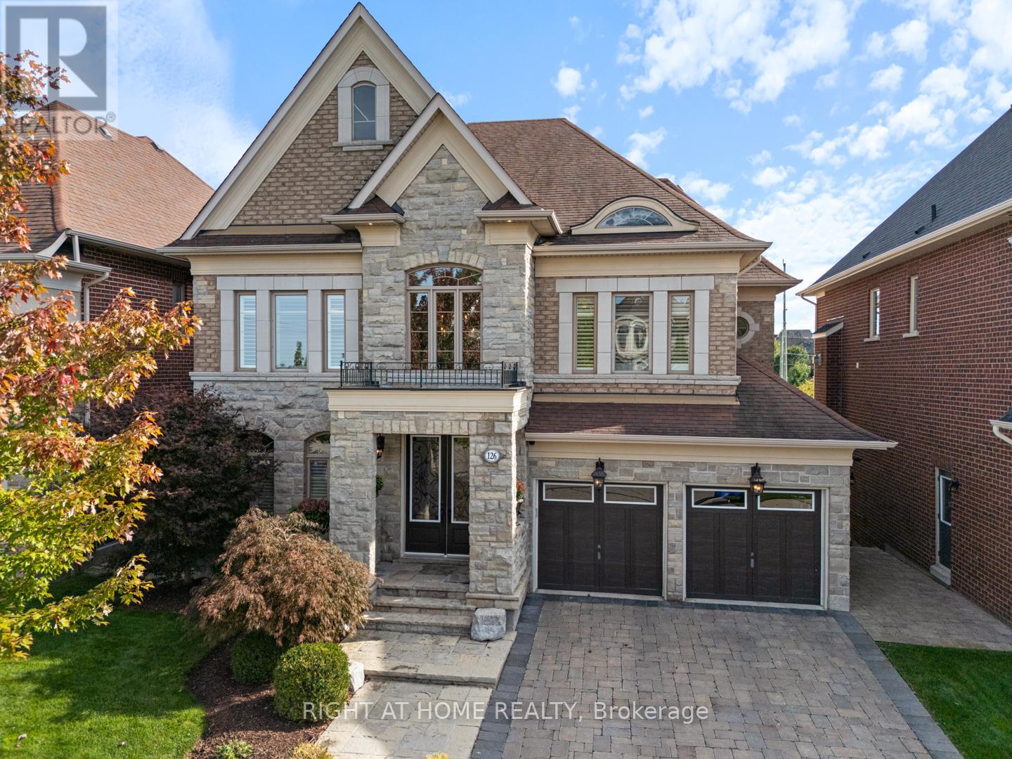 126 Vines Place, Aurora — photo 1