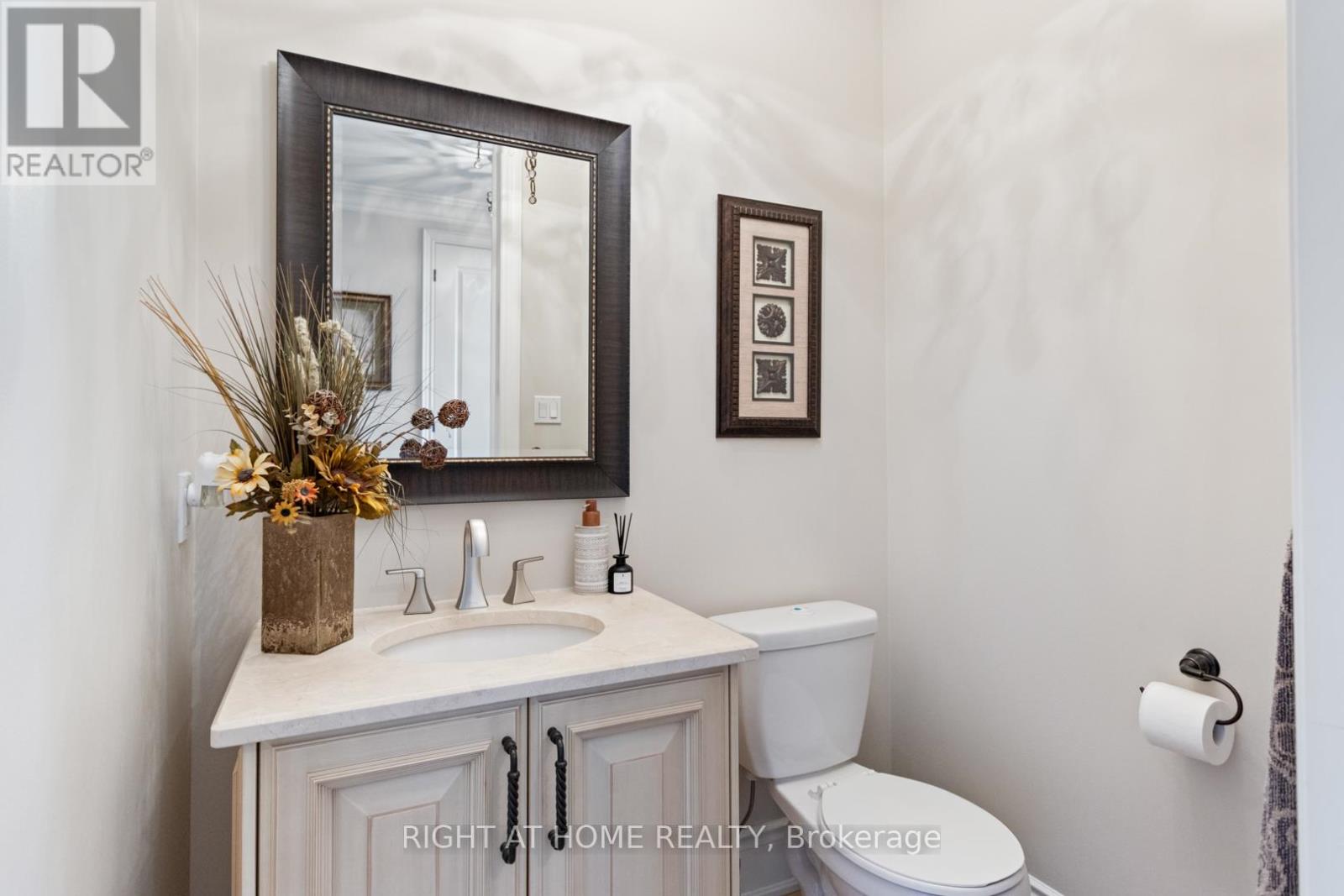 126 VINES PLACE - Image 24