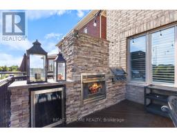 126 Vines Place, Aurora, ON L4G0R7 Photo 42