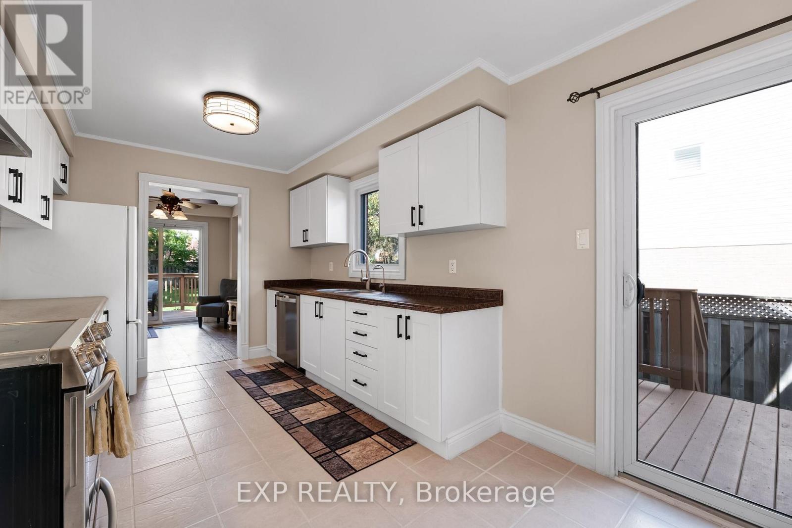 70 NATANYA BOULEVARD, Georgina (Keswick North) — photo 6